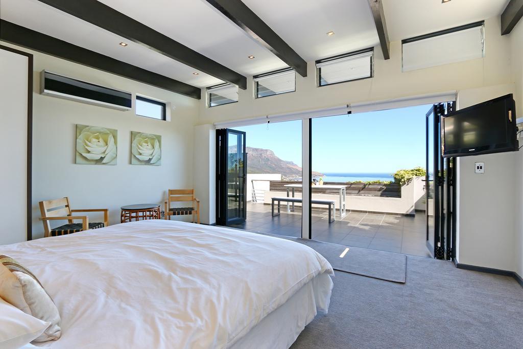 Villa Aqua By Totalstay Cape Town Exterior photo